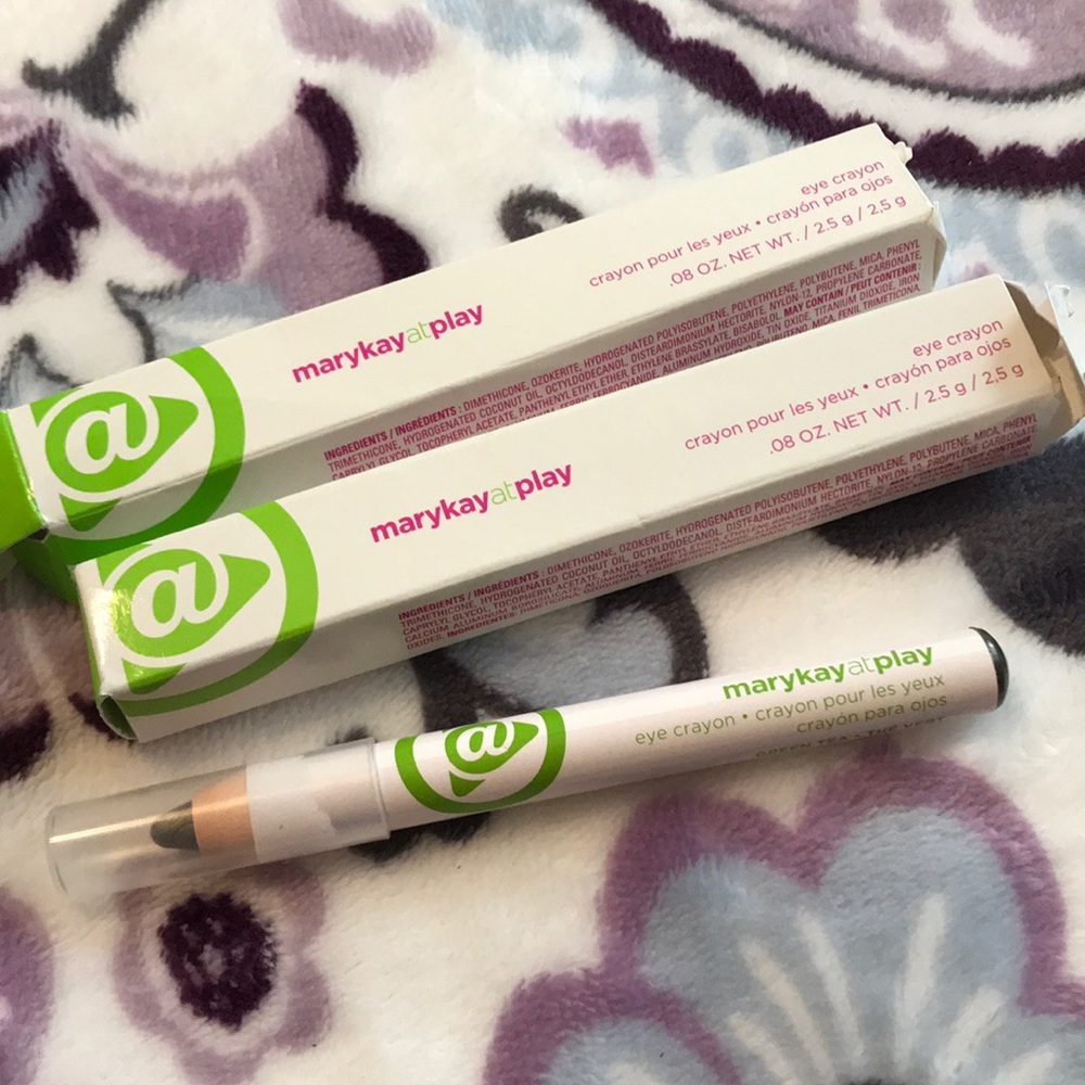 New in box, Mary Kay At Play Eye Crayon.